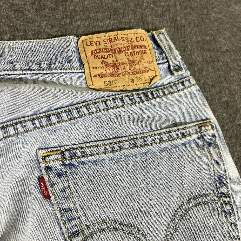 Levi's 505 Jeans Men 34x31 Blue Regular Fit Distressed Light Wash Denim Pants